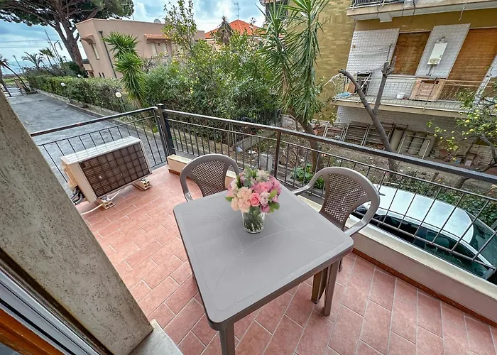 Rivierarent Cristina Διαμέρισμα Pietra Ligure